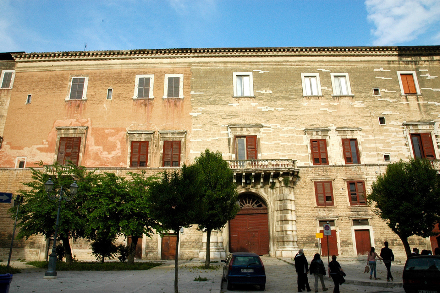 Itinerari - Andria - Strada dei Vini DOC Castel del Monte