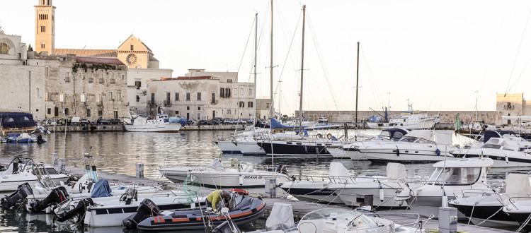 Itinerari - Trani e il moscato - Strada dei Vini DOC Castel del Monte